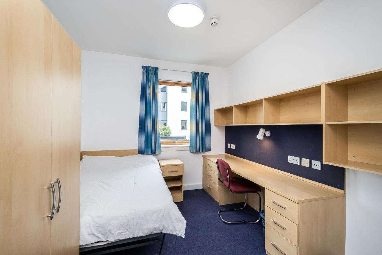Hoo 1 Night Free Comfortable Ensuite Rooms, Gillingham - Sk المظهر الخارجي الصورة