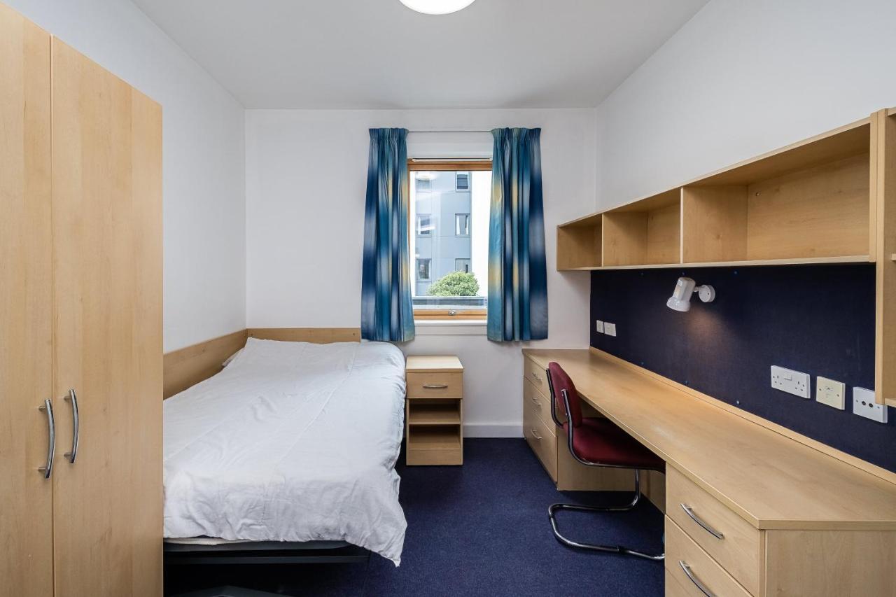 Hoo 1 Night Free Comfortable Ensuite Rooms, Gillingham - Sk المظهر الخارجي الصورة